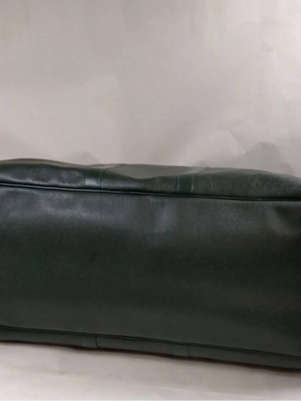 Louis Vuitton elegant louis